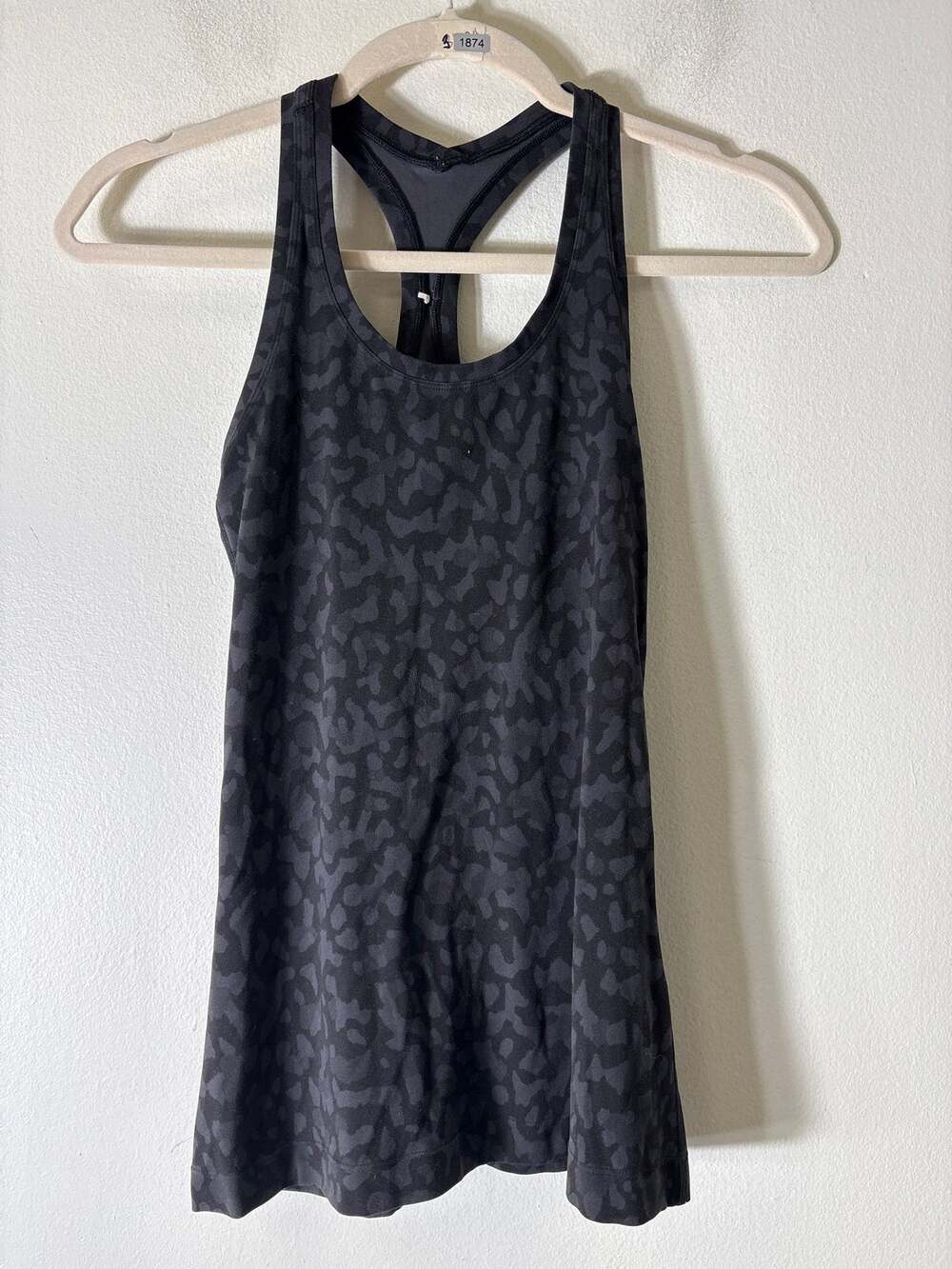 Lululemon Black Animal Print Racerback Athletic Top Sz 6